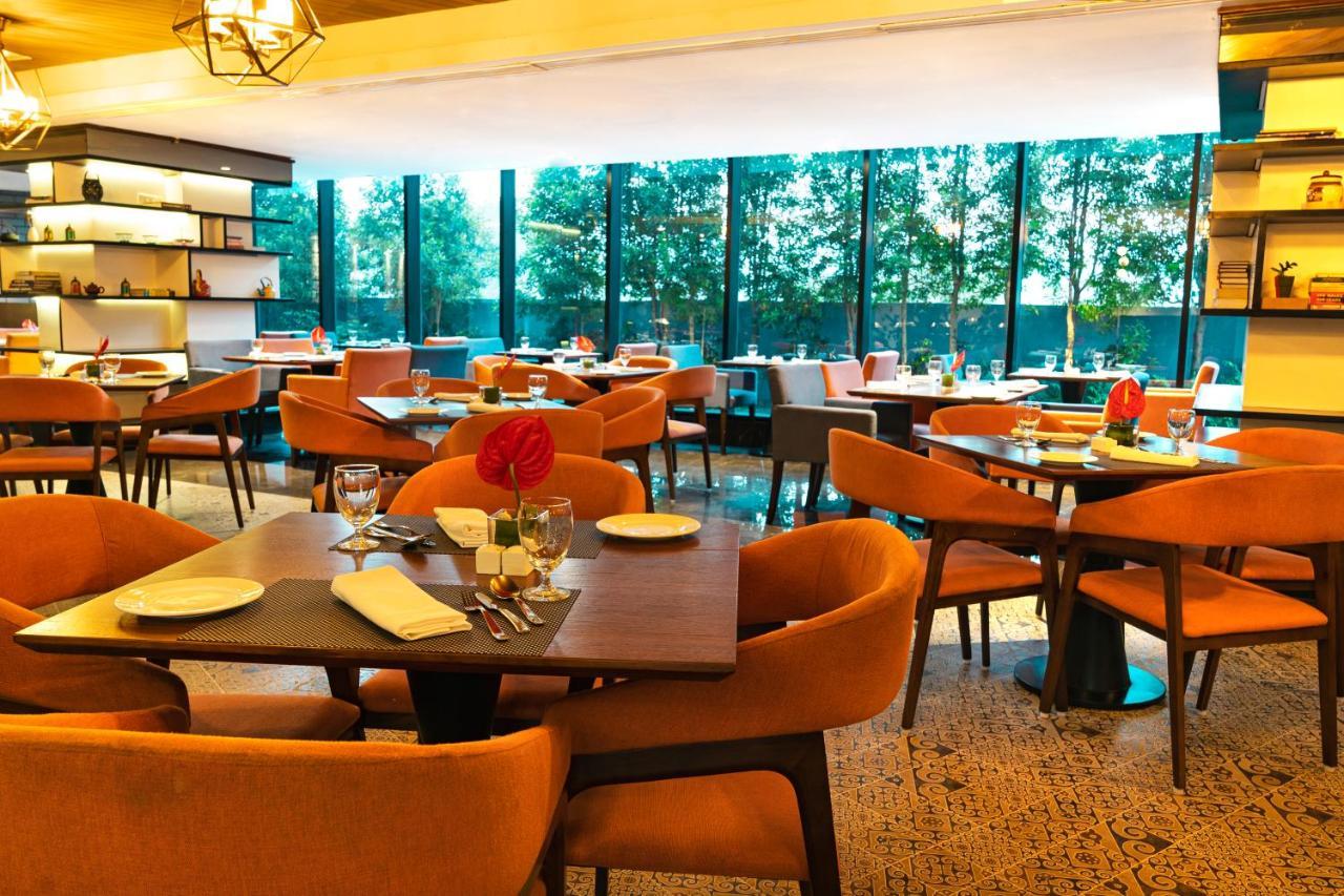 Best Western Plus Narasapura Bagian luar foto
