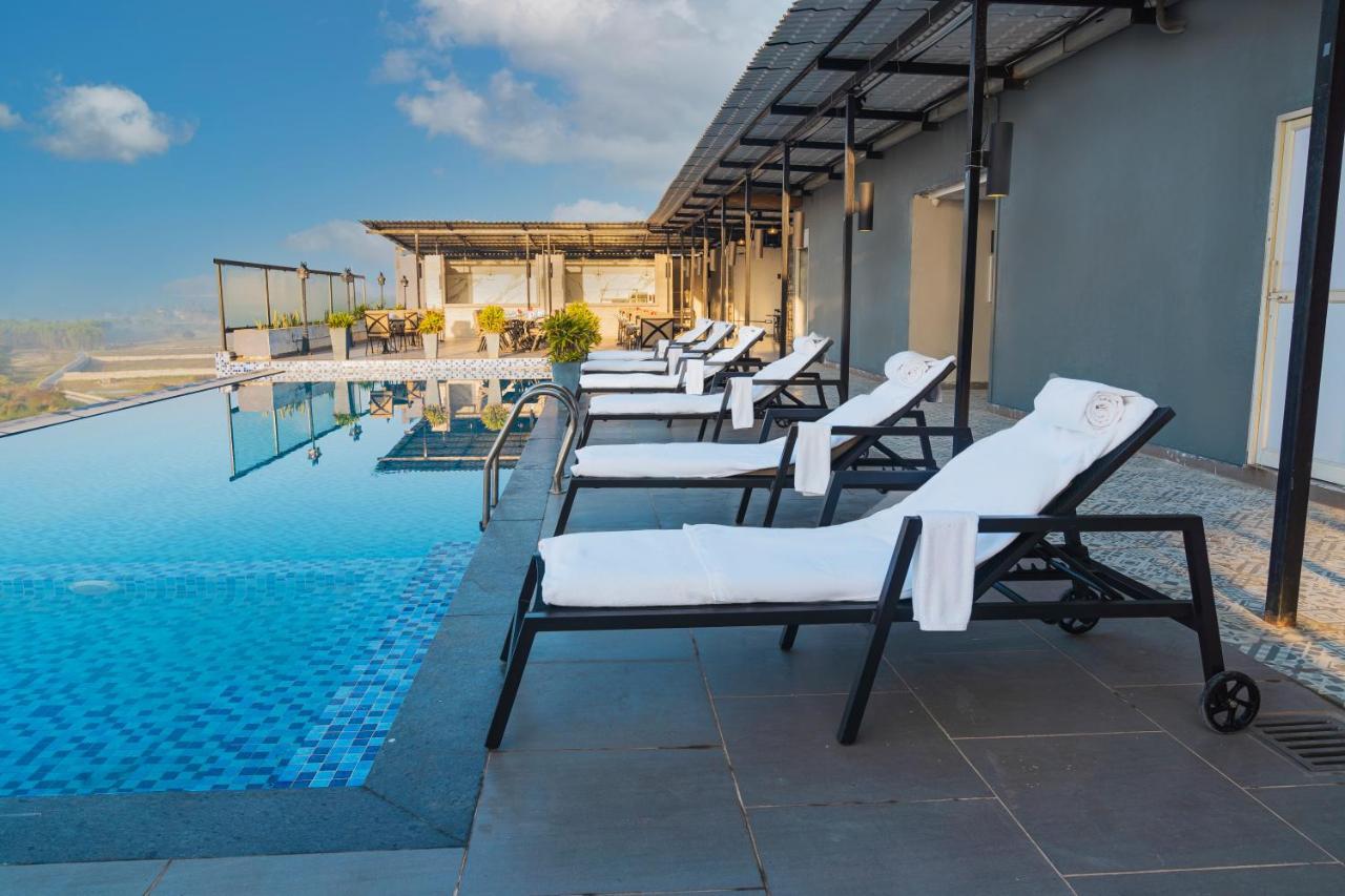 Best Western Plus Narasapura Bagian luar foto