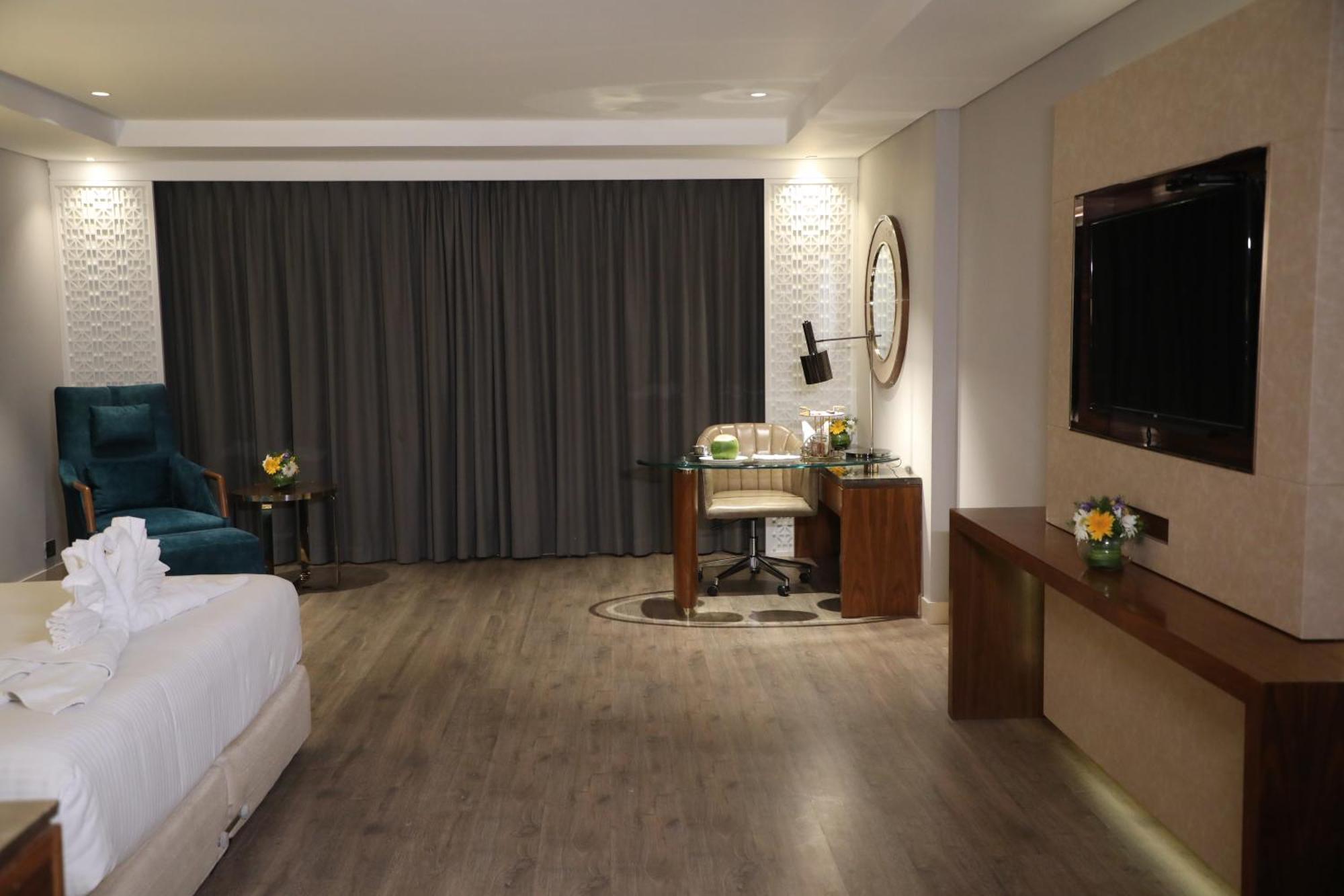 Best Western Plus Narasapura Bagian luar foto