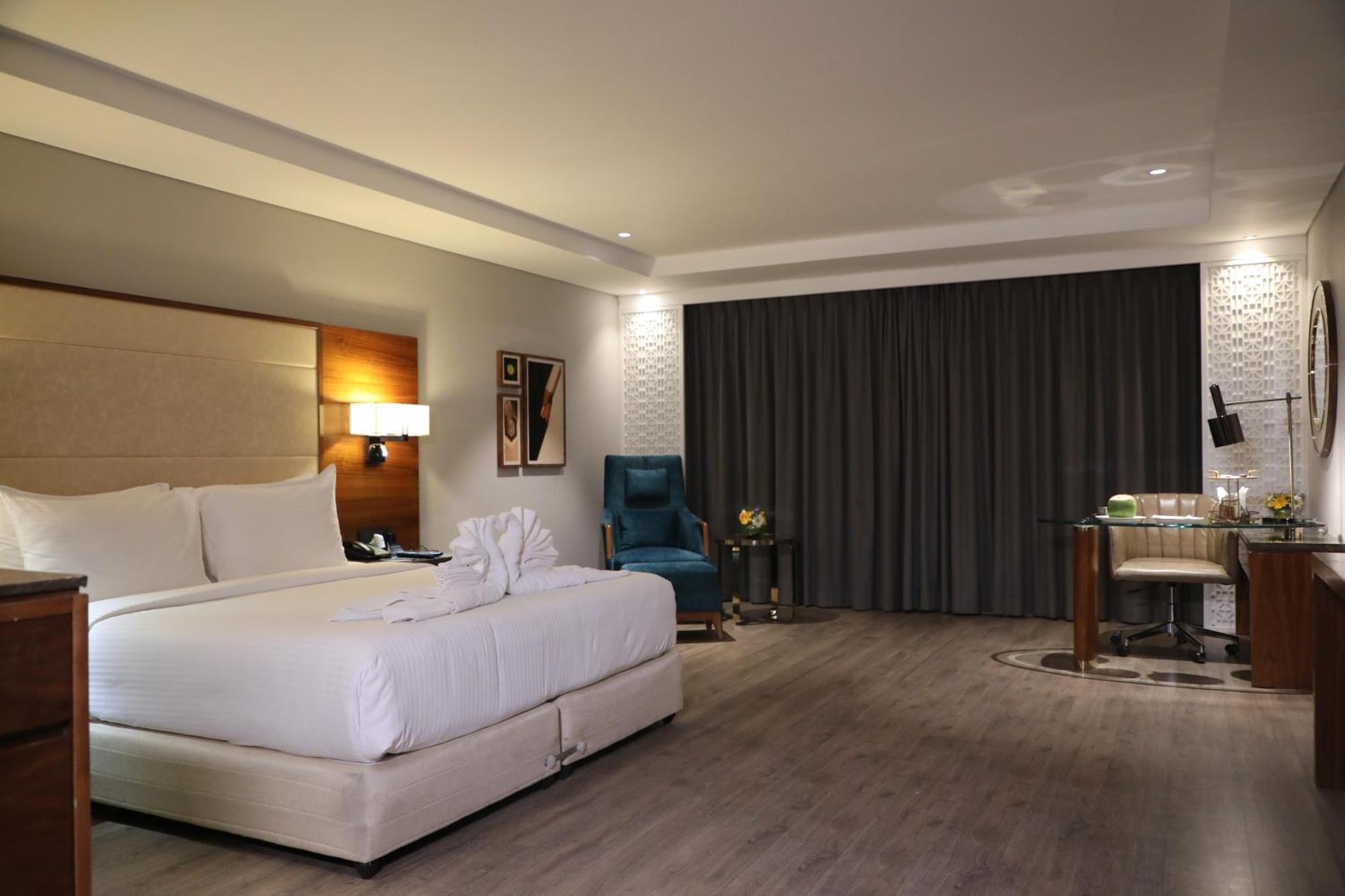 Best Western Plus Narasapura Bagian luar foto